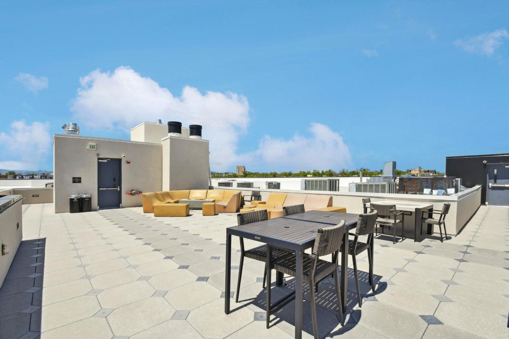 2880 Above The Cityline Elegance At Espadin